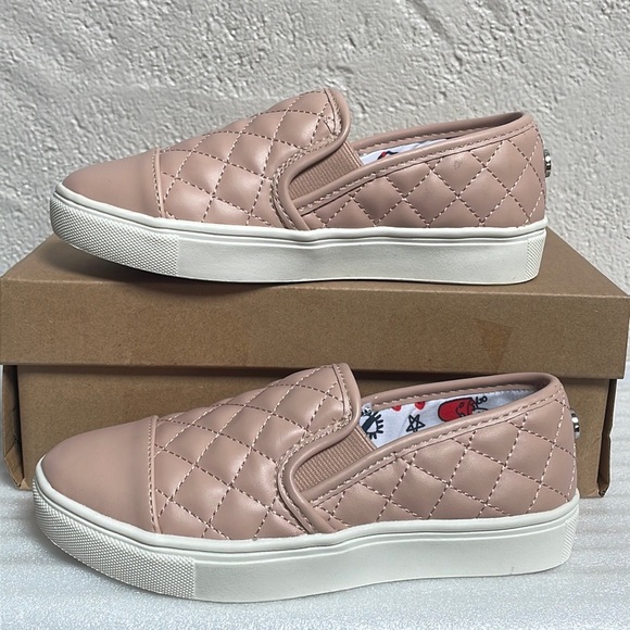 Steve Madden - Girls’ Slip On Sneakers - Picture 2 of 7